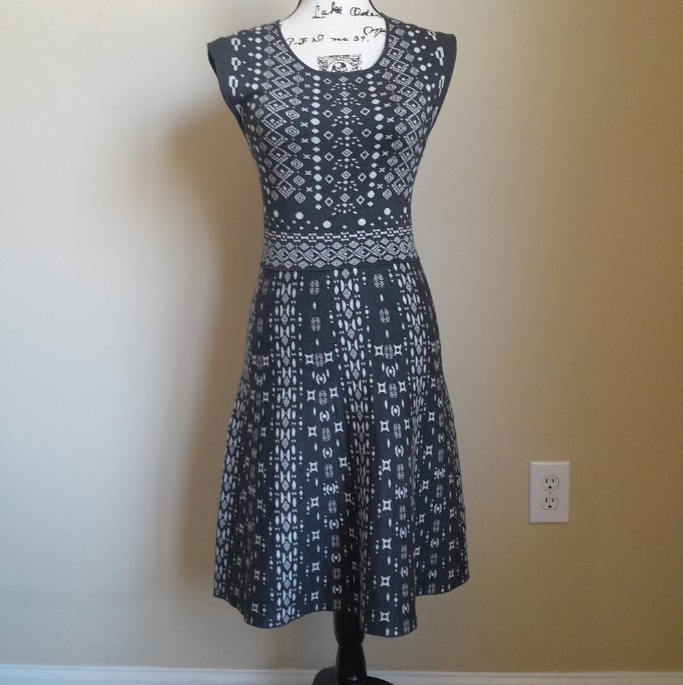 Fall Autumn sleeveless sweater dress gray woman's size S